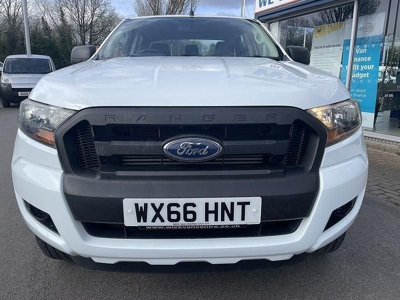 Used Ford Ranger XL 150 HP (110 kW) 2023 White Pickup