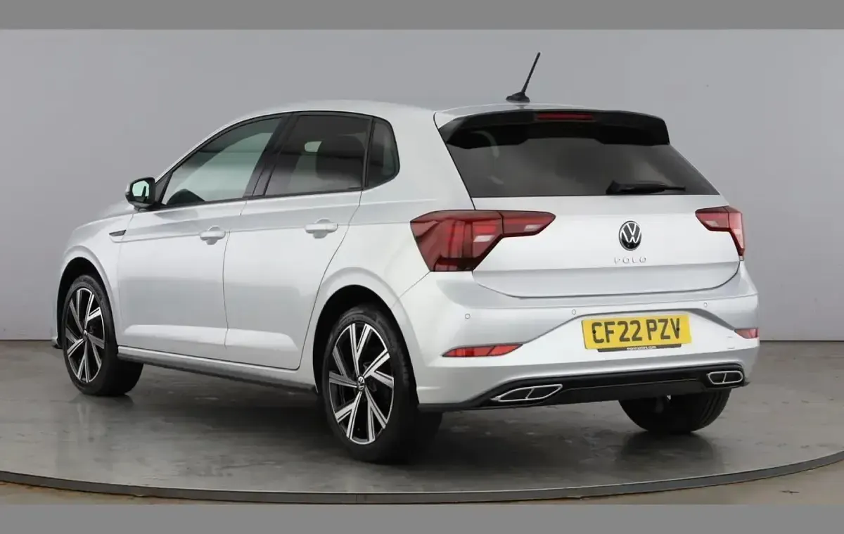 Used VW Polo R-line 95 HP (69 kW) 2022 Silver Hatchback