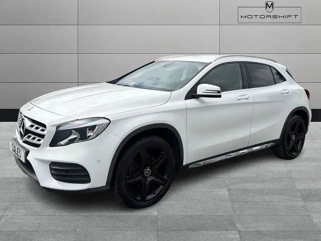 Used Mercedes GLA220 Executive 174 HP (127 kW) 2018 White SUV