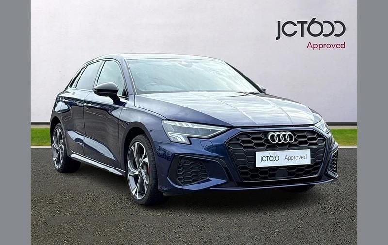 Used Audi A3 e-tron Competition 241 HP (177 kW) 2023 Blue Hatchback