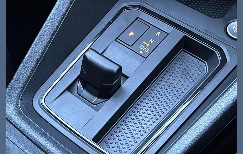 New VW Caddy Maxi California 120 HP (88 kW) 2025 Beige MPV