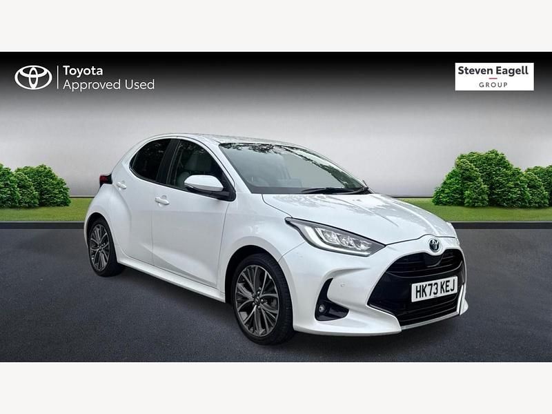 White Used 2023 Toyota Yaris Hybrid Hatchback | £19,216 (A bit pricey) - Image 1/3