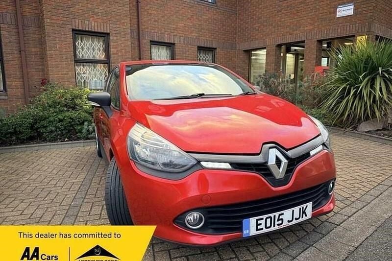 Red Used 2015 Renault Clio IV Expression+ Hatchback | £5,500 (Good price) - Image 1/1