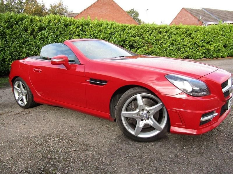 Red Used 2012 Mercedes SLK200 AMG Cabriolet | £9,987 (Fair price) - Image 1/4