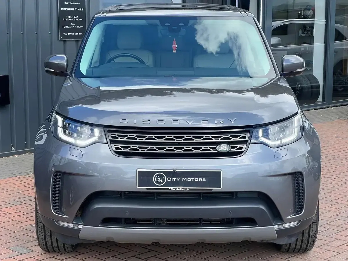 Used Land Rover Discovery 5 SE 258 HP (189 kW) 2017 Grey SUV