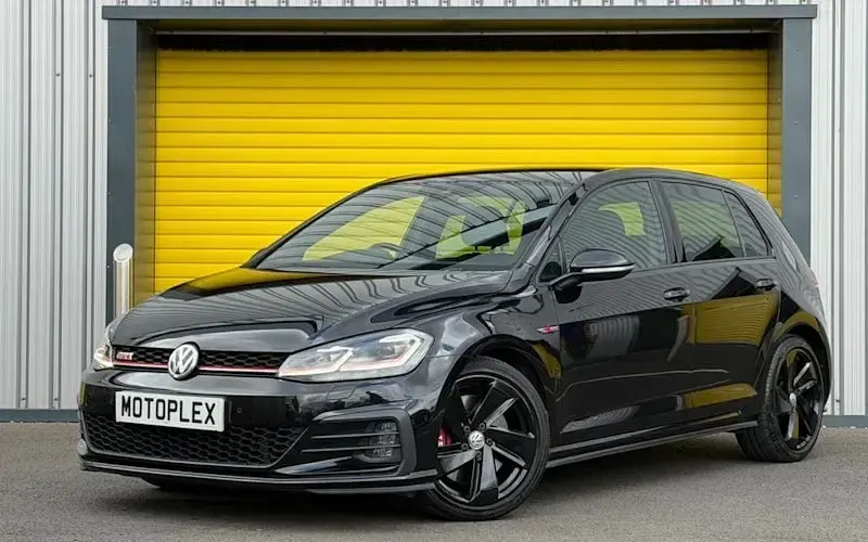 Used VW Golf VII GTI 245 HP (180 kW) 2019 Hatchback
