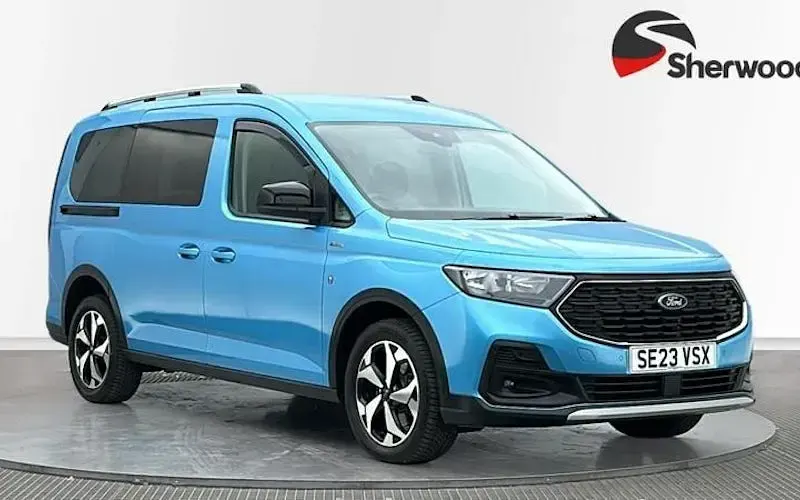 Used Ford Tourneo Connect Active 122 HP (89 kW) 2023 MPV