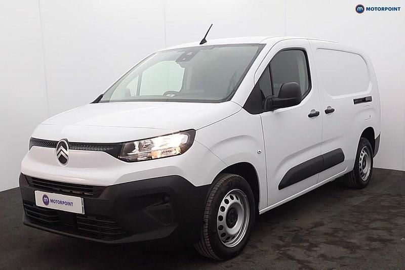 New Citroën Berlingo 100 HP (73 kW) 2026 White MPV