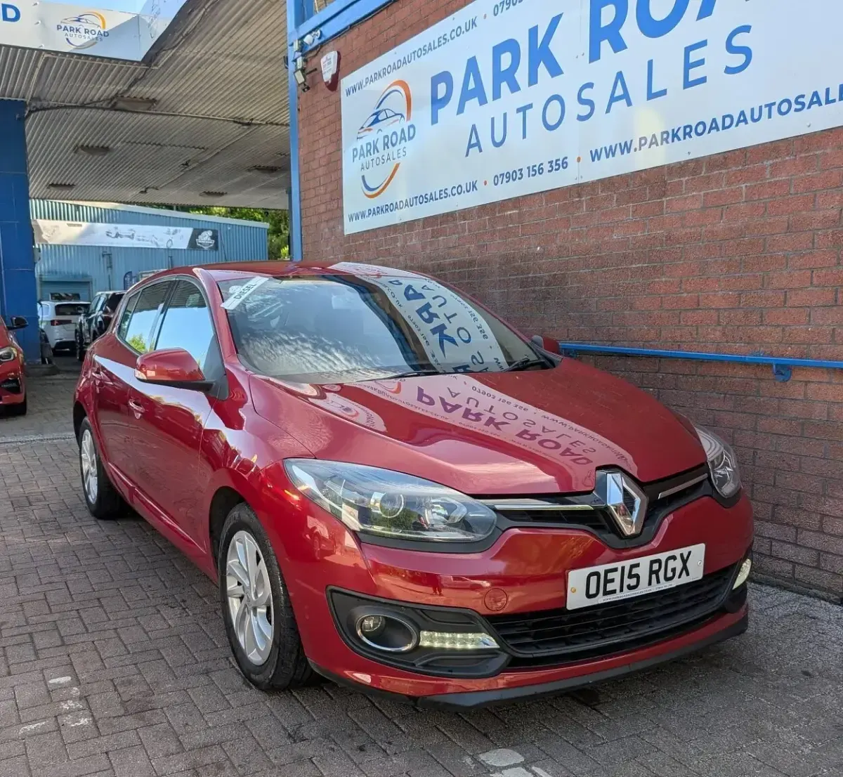 Used Renault Mégane Dynamique 2015 Red Hatchback