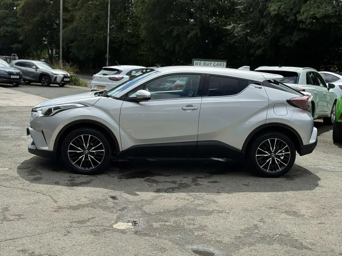 Used Toyota C-HR 2019 Silver SUV