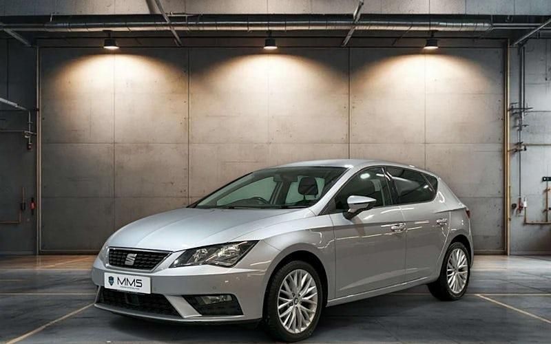Begagnad Seat Leon SE Dynamic 116 HK (85 kW) 2020 Halvkombi