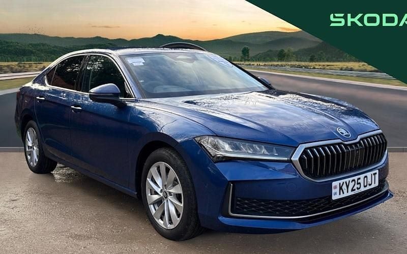 Used 2026 Skoda Superb SE Technology Hatchback | £23,932 (Fair price) - Image 1/4