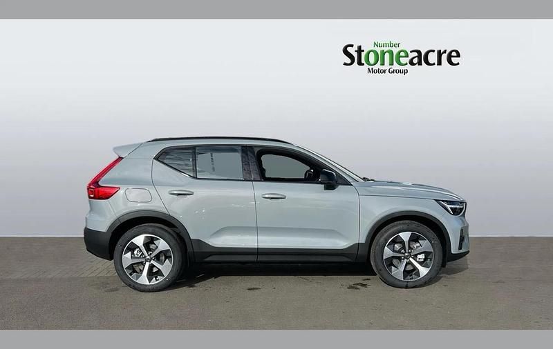 Used Volvo XC40 Plus 161 HP (118 kW) 2025 Grey SUV