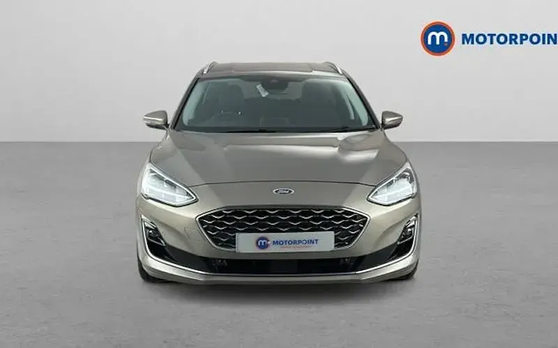 Used Ford Focus Vignale 120 HP (88 kW) 2019 Silver Estate