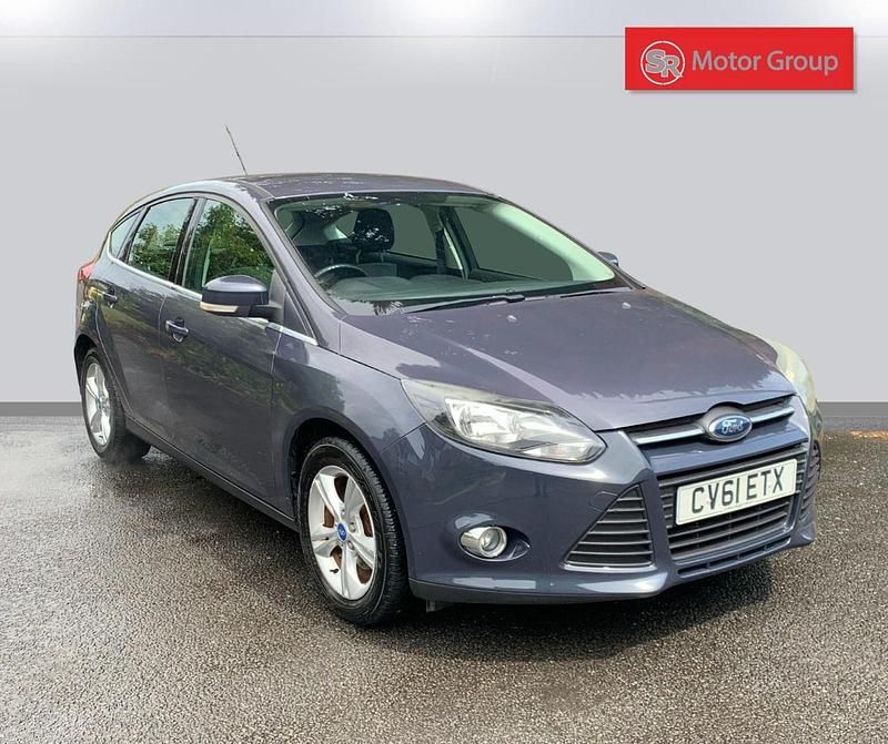 Grey Used 2011 Ford Focus Zetec Hatchback | £3,790 (Fair price) - Image 1/4