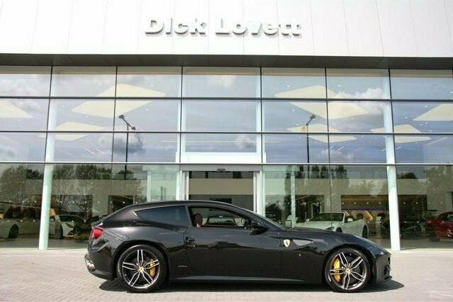 Used 2012 Ferrari FF Coupe | £184,990 - Image 1/4