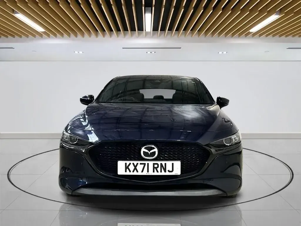 Usado Mazda 3 186 HP (136 kW) 2022 Azul Citadino