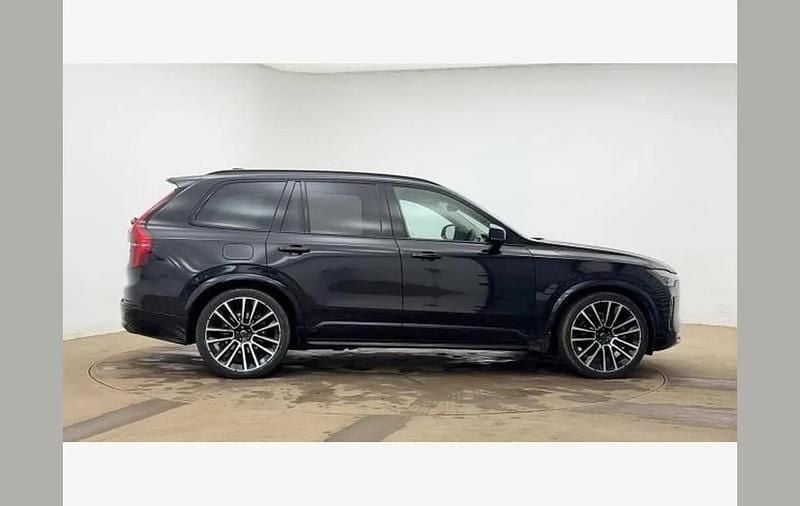 Usado Volvo XC90 Ultra 455 HP (334 kW) 2025 Preto SUV