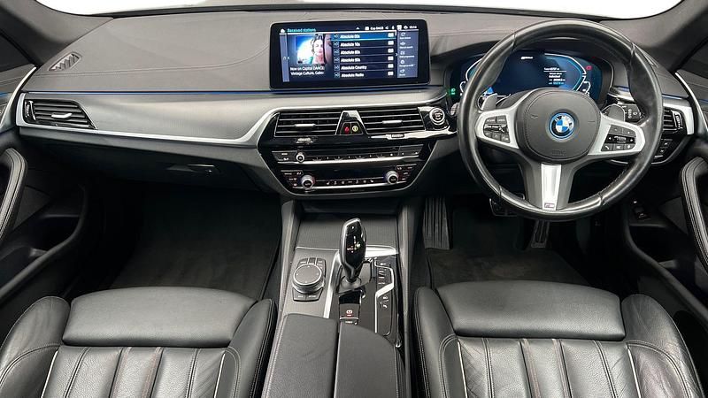 Used BMW 530e M Sport 288 HP (211 kW) 2022 Grey Estate