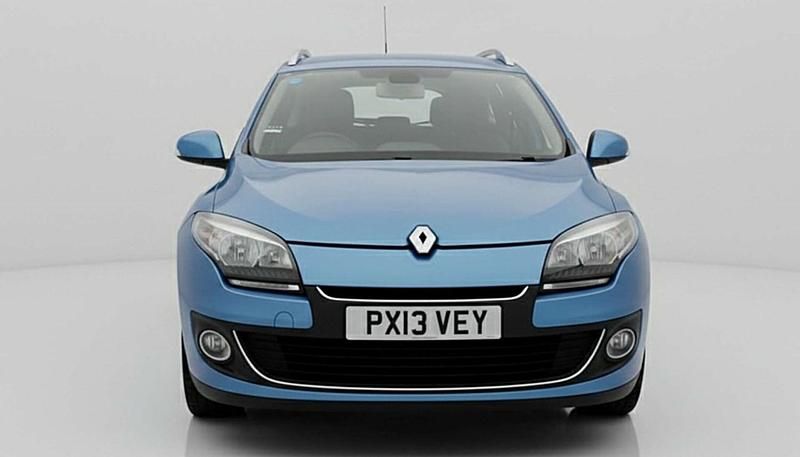 Used Renault Mégane GrandTour Dynamique 2013 Blue Estate