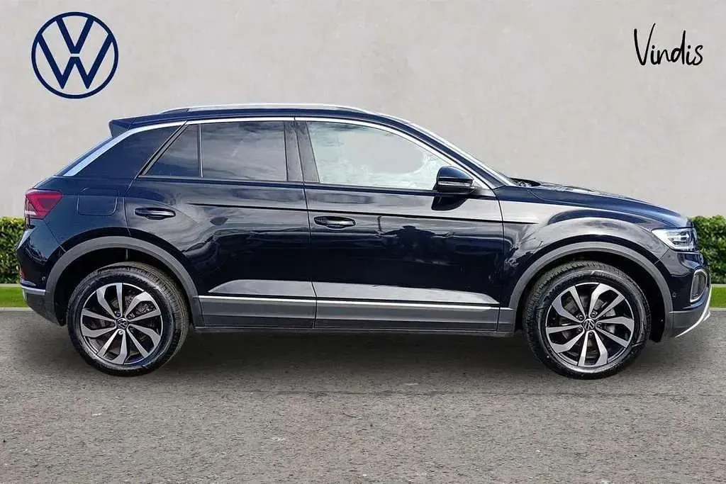 Used VW T-Roc Style 110 HP (80 kW) 2022 Black SUV
