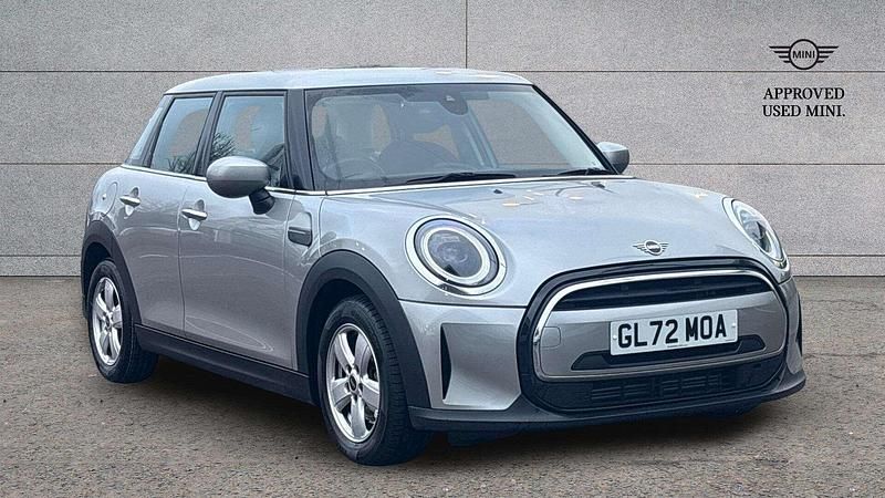 Used Mini Cooper Classic 134 HP (98 kW) 2022 Silver Hatchback