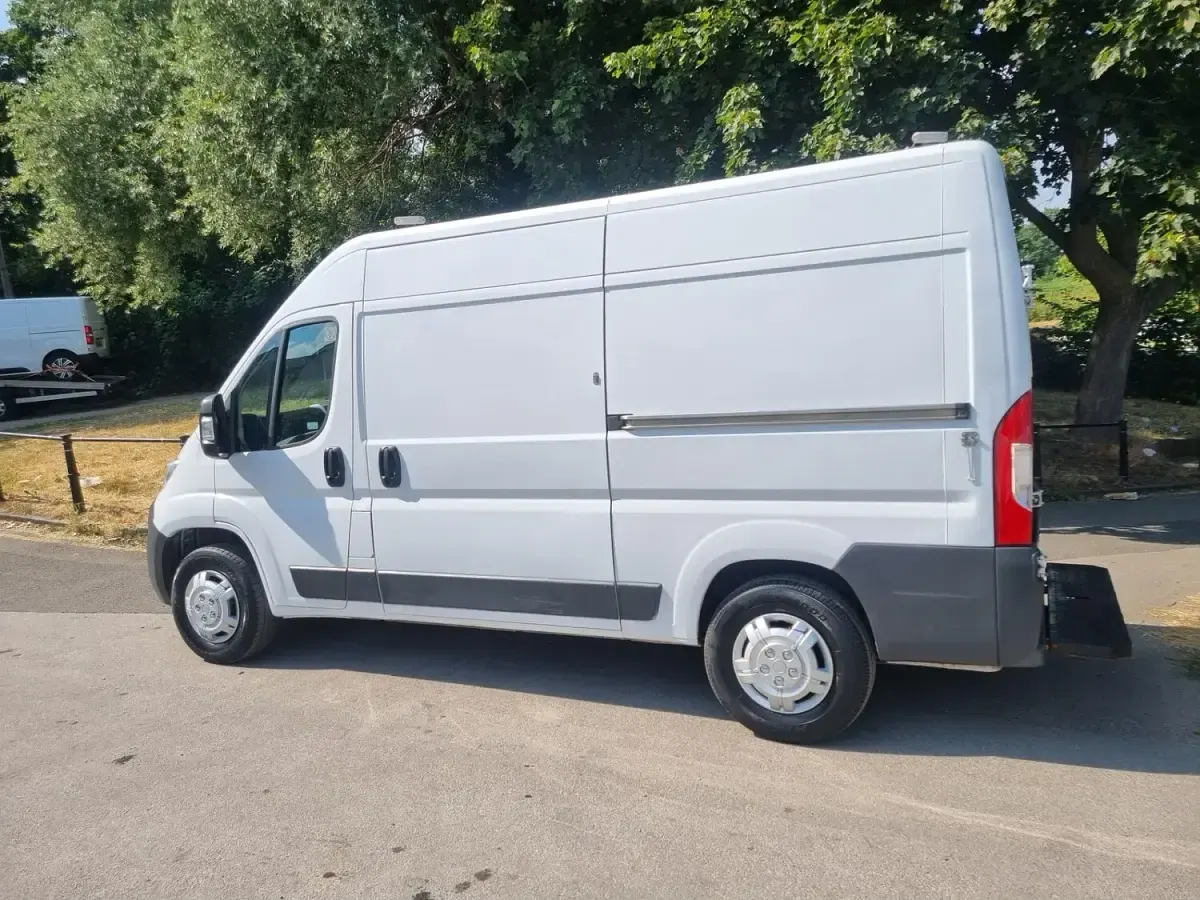 Used Fiat Ducato 115 HP (84 kW) 2017 White Van