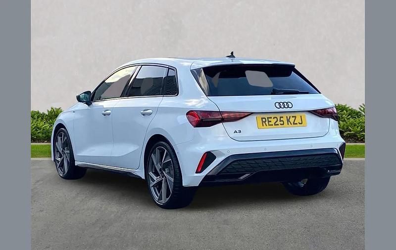 Used Audi A3 Black Edition 147 HP (108 kW) 2025 White Hatchback