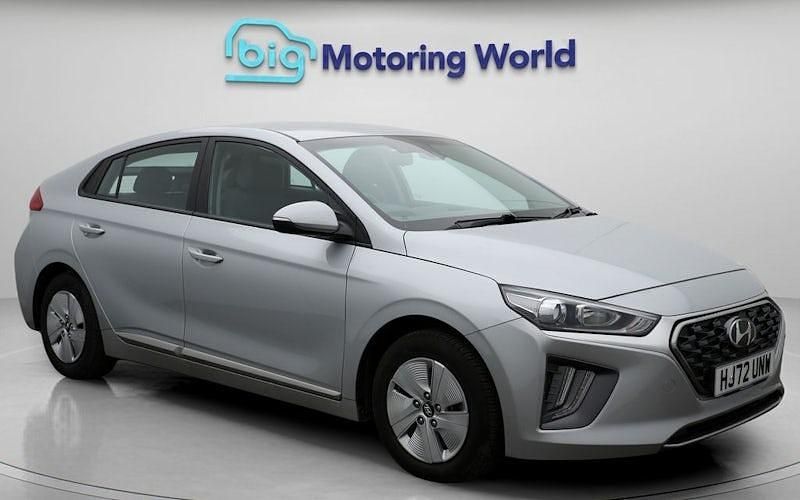 Silver Used 2022 Hyundai Ioniq SE Hatchback | £15,000 (Good price) - Image 1/4