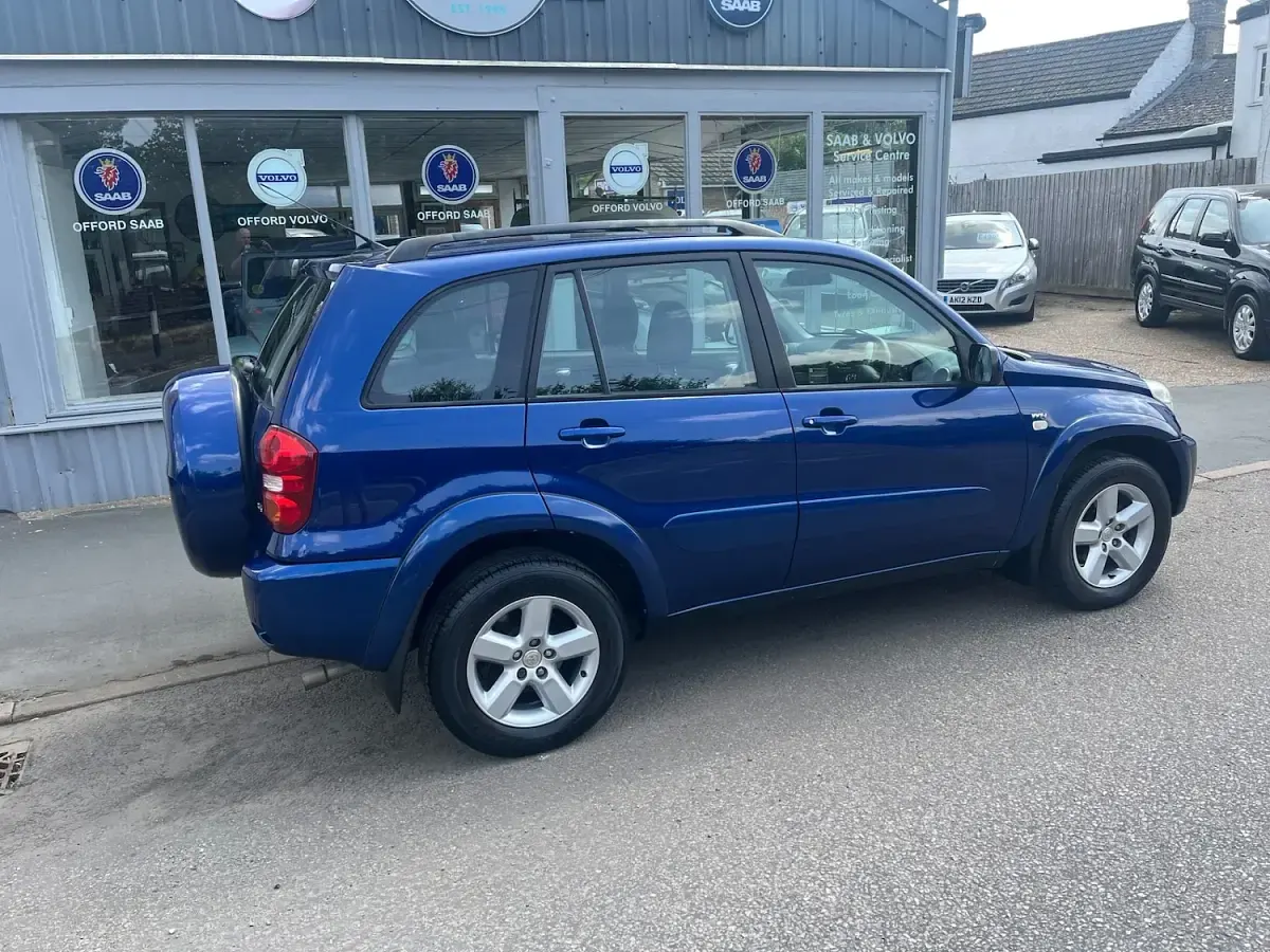 Used Toyota RAV4 2004 Blue SUV