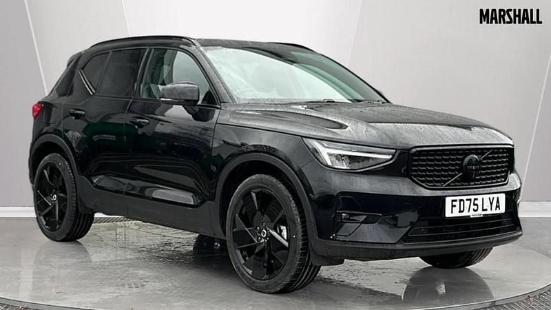 Black New 2025 Volvo XC40 Plus SUV | £35,695 (Super price) - Image 1/4