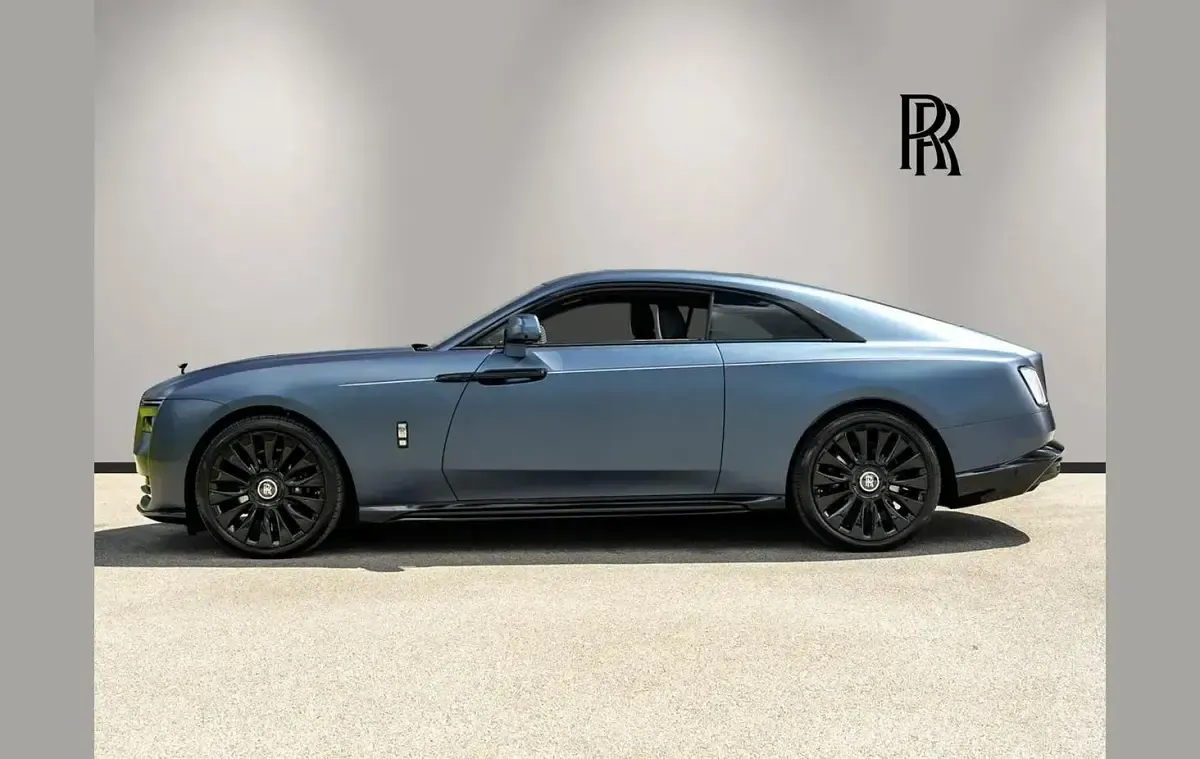 Used Rolls Royce Cullinan 563 HP (414 kW) 2024 Blue SUV