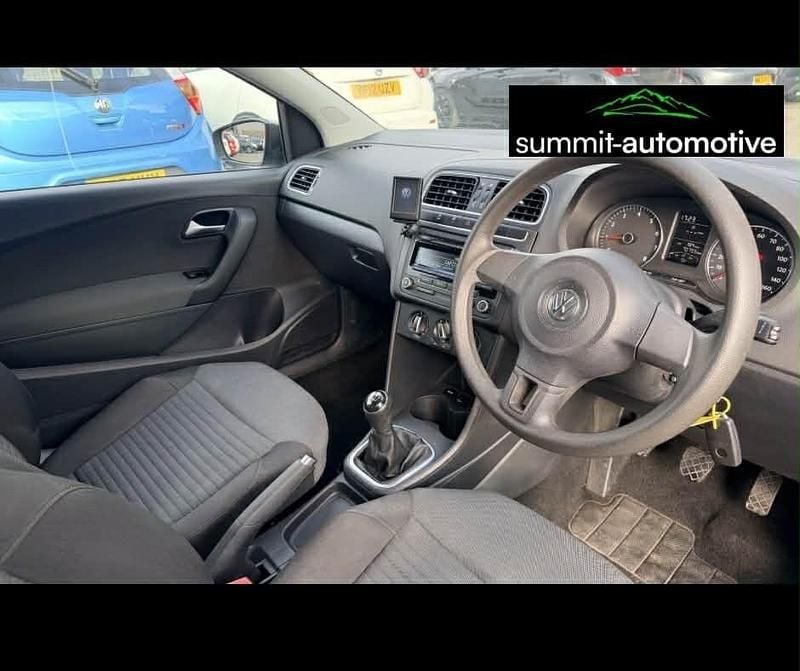 Used VW Polo Edition 60 HP (44 kW) 2014 Grey Hatchback