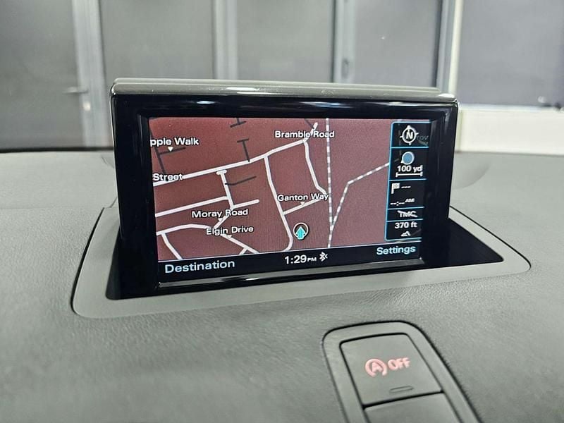 Used Audi A1 Sportback Sport 125 HP (91 kW) 2018 White Hatchback