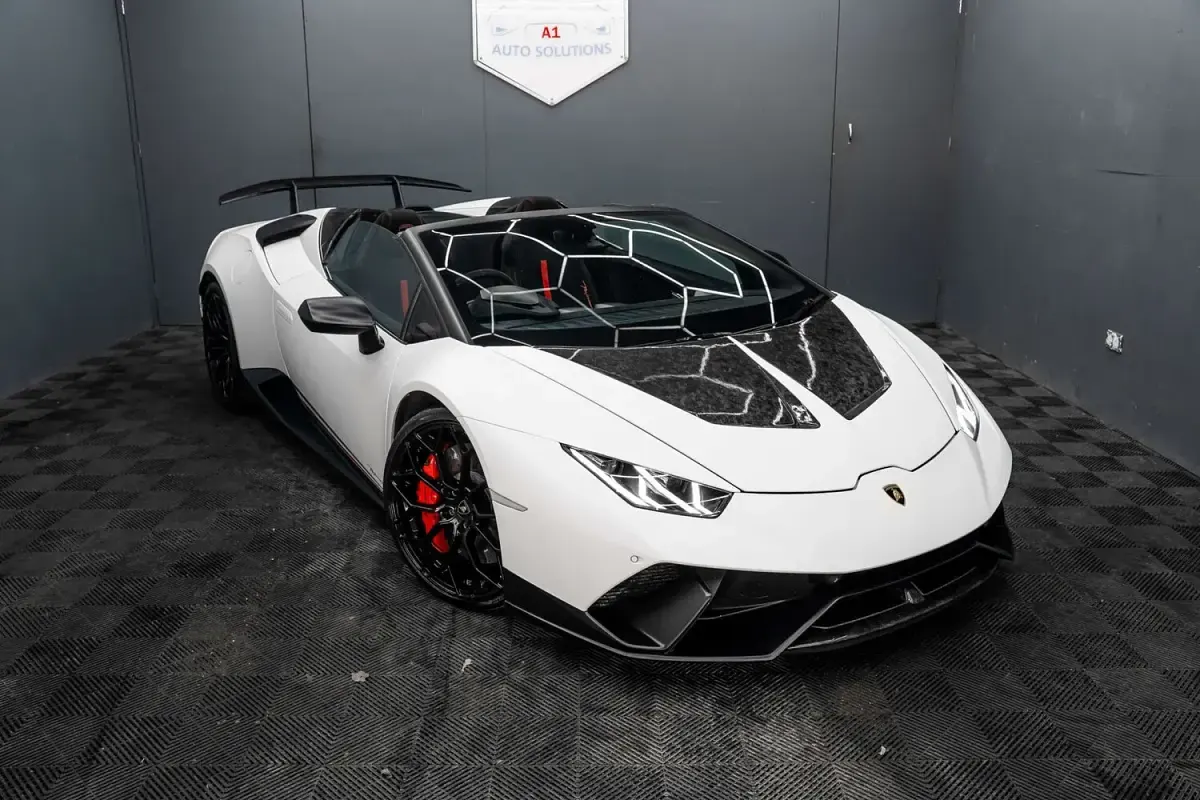 Used Lamborghini Huracán 2018 White Cabriolet