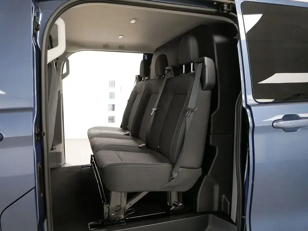 Used Ford Transit Custom Limited 136 HP (100 kW) 2025 Blue Van