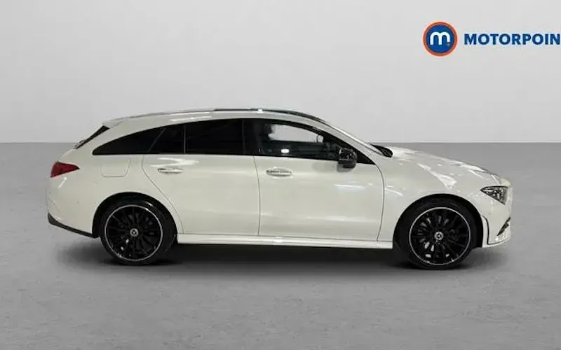 Used Mercedes E250 AMG line 218 HP (160 kW) 2022 Estate