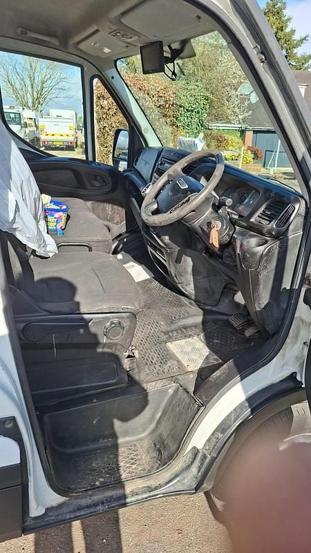 Used Iveco Daily 2015 White Pickup