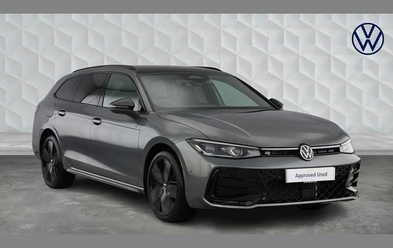 Used VW Passat R-line 267 HP (196 kW) 2025 Grey Estate