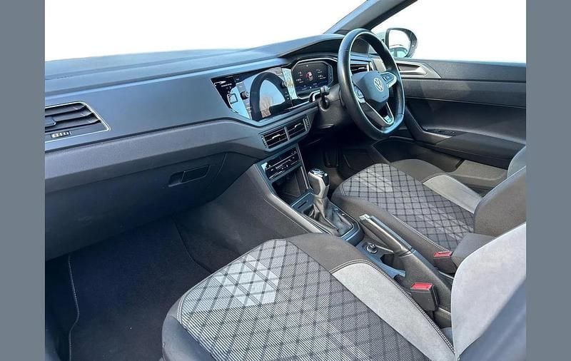 Used VW Taigo R-line 109 HP (80 kW) 2022 Grey SUV