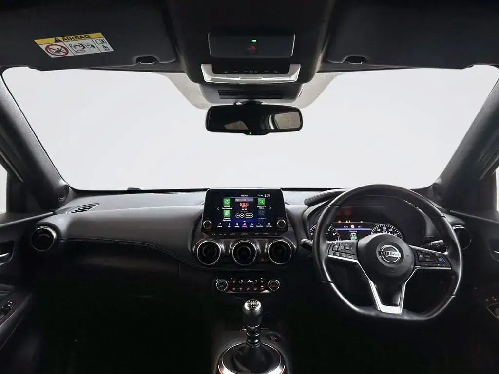 Used Nissan Juke S 114 HP (83 kW) 2021 White SUV