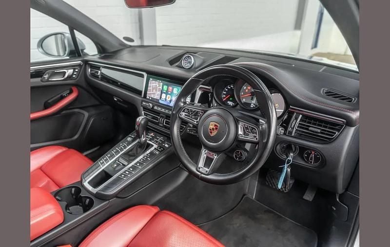 Used Porsche Macan S 348 HP (255 kW) 2019 Silver SUV