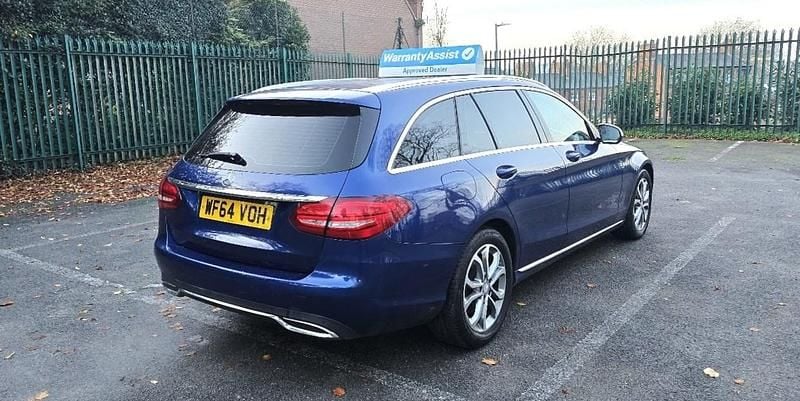 Used Mercedes C200 184 HP (135 kW) 2014 Blue Estate