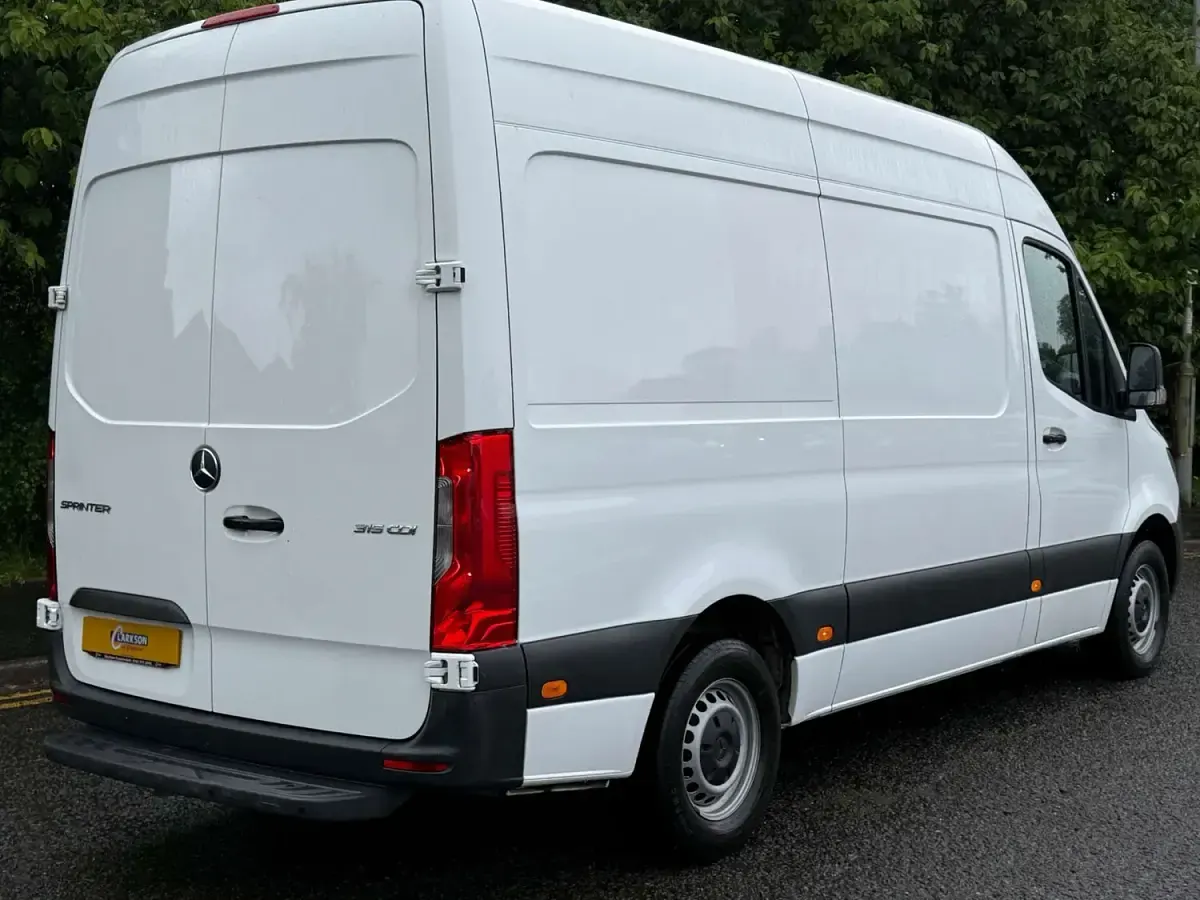 Used Mercedes Sprinter Premium 150 HP (110 kW) 2024 White Van