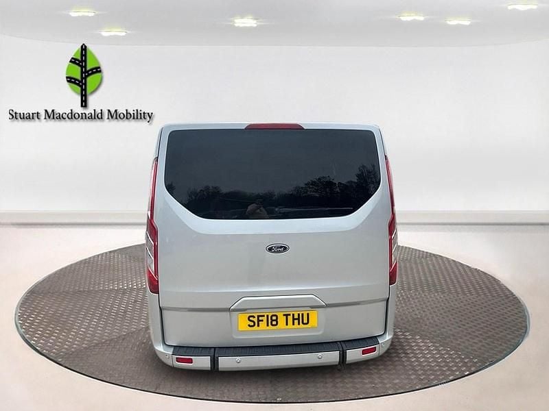 Used Ford Tourneo Titanium 130 HP (95 kW) 2018 Silver MPV