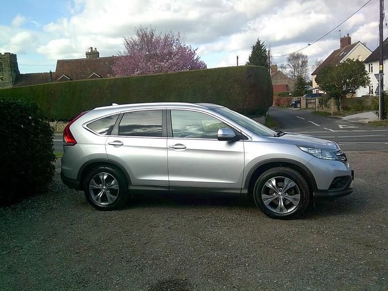 Begagnad Honda CR-V 150 HK (110 kW) 2014 Silver SUV