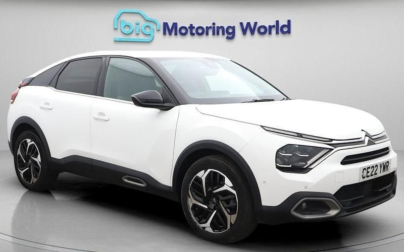 Used Citroën C4 Shine 131 HP (96 kW) 2023 SUV