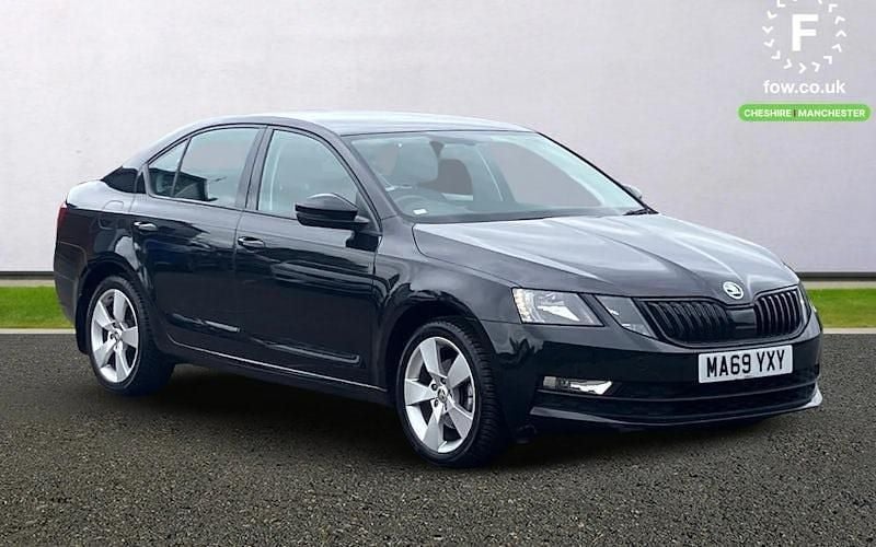 Black Used 2019 Skoda Octavia SE Drive Hatchback | £13,099 (Fair price) - Image 1/4