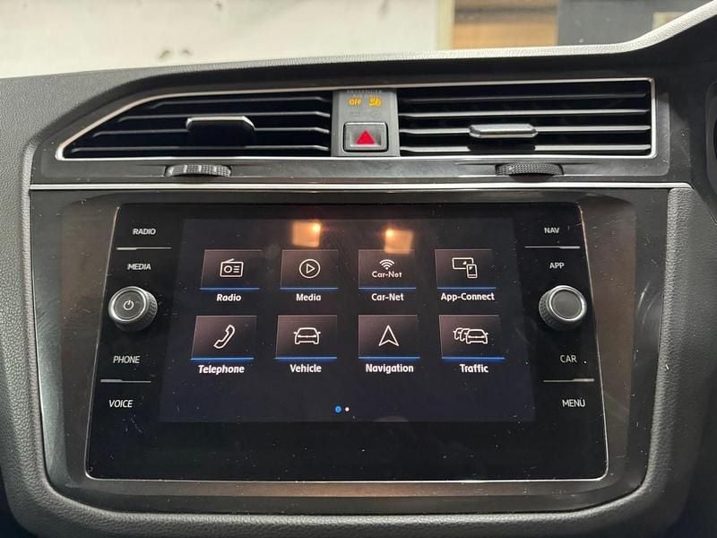 Used VW Tiguan SE 150 HP (110 kW) 2017 Grey SUV