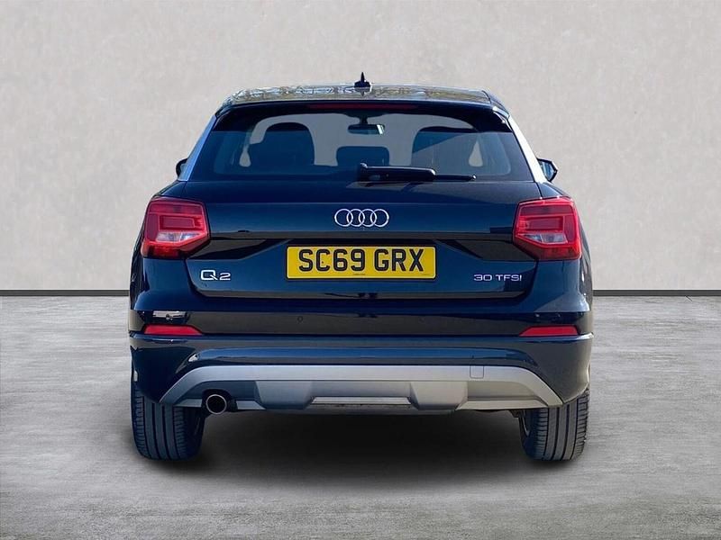 Usado Audi Q2 Sport 150 CV (110 kW) 2020 Negro SUV